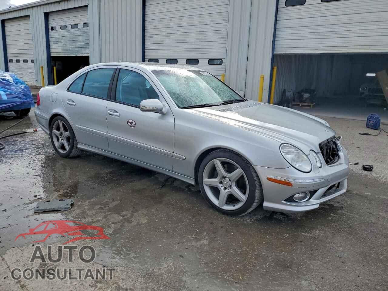 MERCEDES-BENZ E-CLASS 2009 - WDBUF56X99B386032