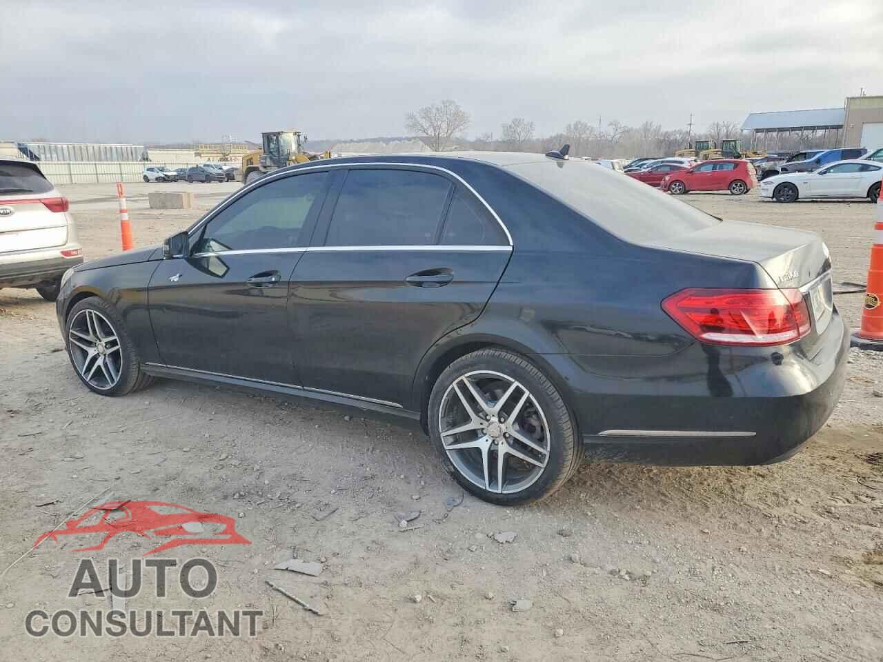 MERCEDES-BENZ E-CLASS 2015 - WDDHF8JBXFB152841
