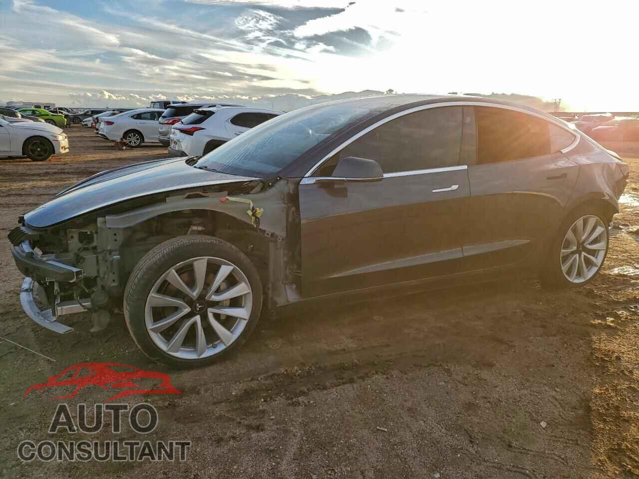 TESLA MODEL 3 2020 - 5YJ3E1EA6LF807926