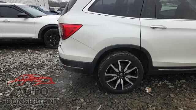 HONDA PILOT 2019 - 5FNYF6H62KB031848