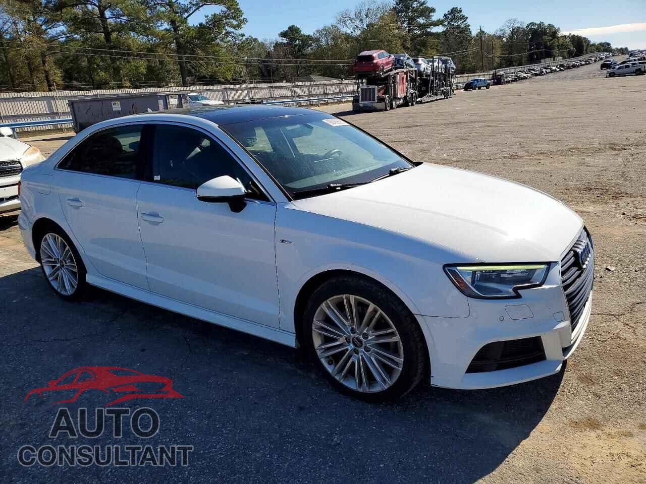 AUDI A3 2017 - WAUGUGFFXH1040757
