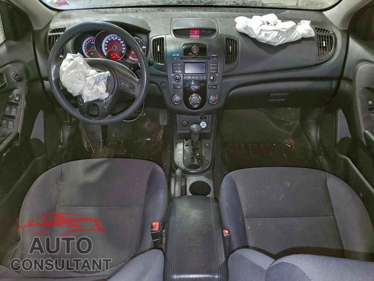 KIA FORTE 2010 - KNAFU4A21A5243467