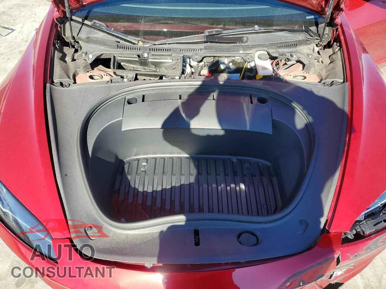 TESLA MODEL 3 2024 - 5YJ3E1EA8RF829029