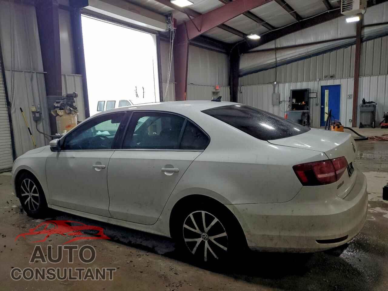 VOLKSWAGEN JETTA 2017 - 3VWDB7AJ7HM378799