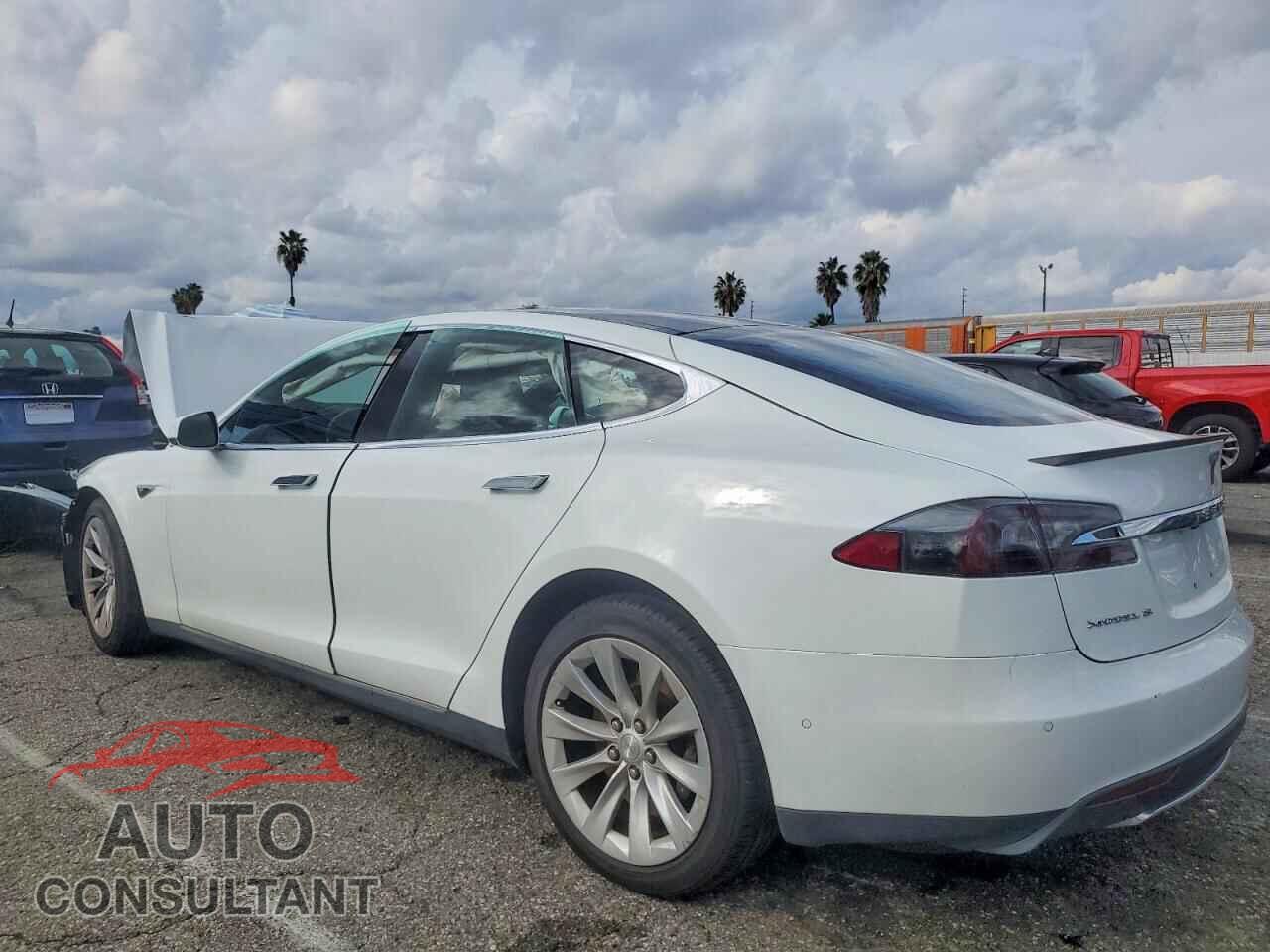 TESLA MODEL S 2016 - 5YJSA1E28GF134921