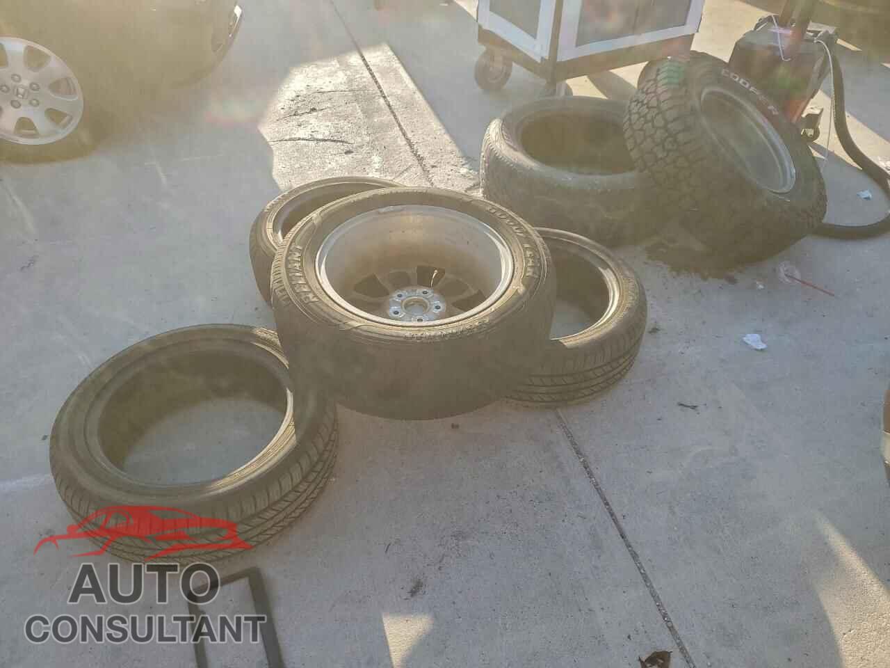 HONDA PILOT 2013 - 5FNYF3H98DB030442