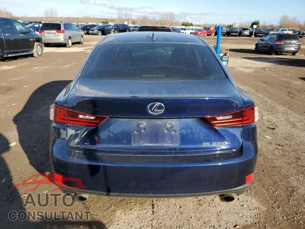 LEXUS IS 2015 - JTHBF5D29F5051720