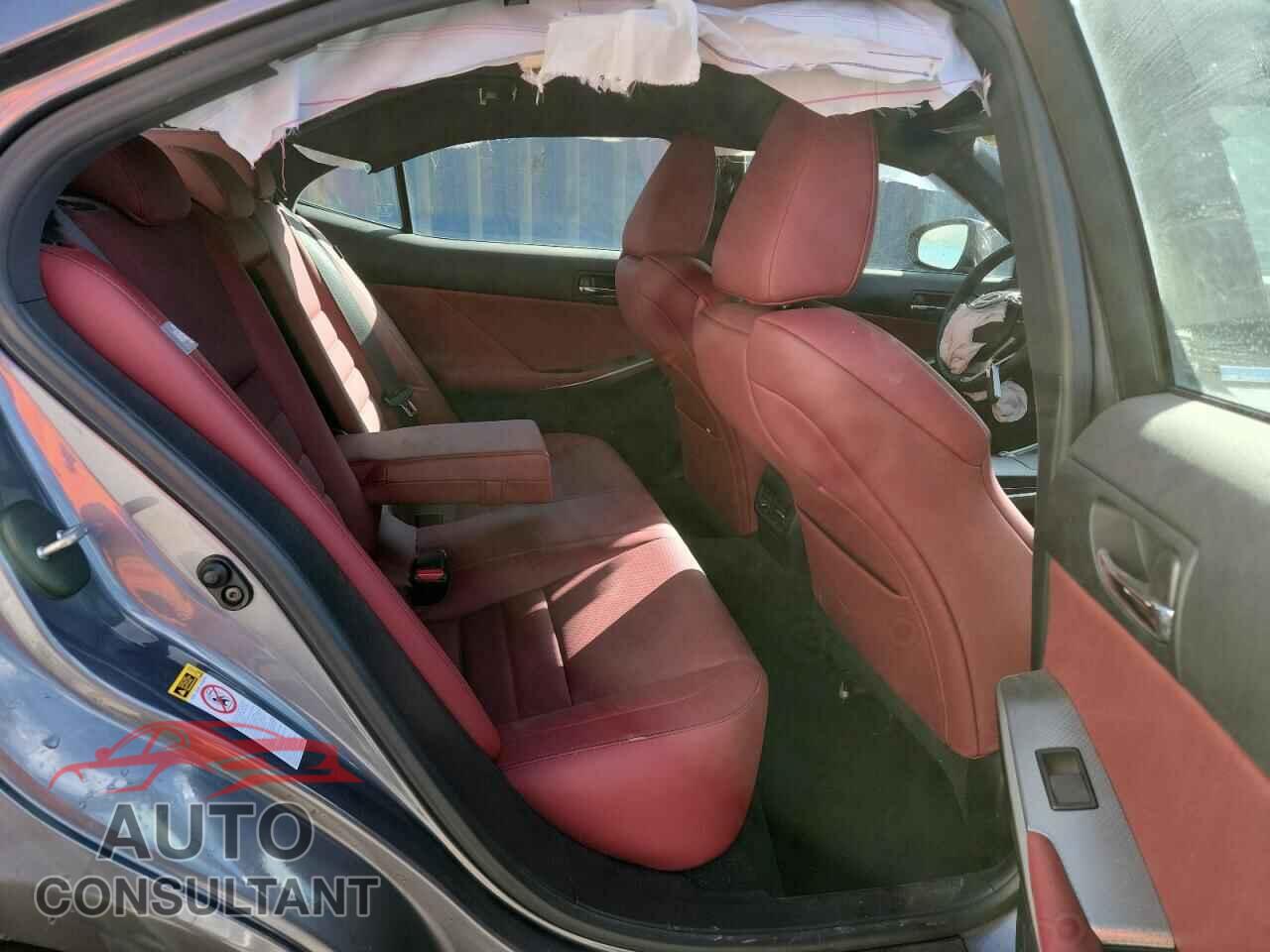 LEXUS IS 2015 - JTHCF1D21F5028171