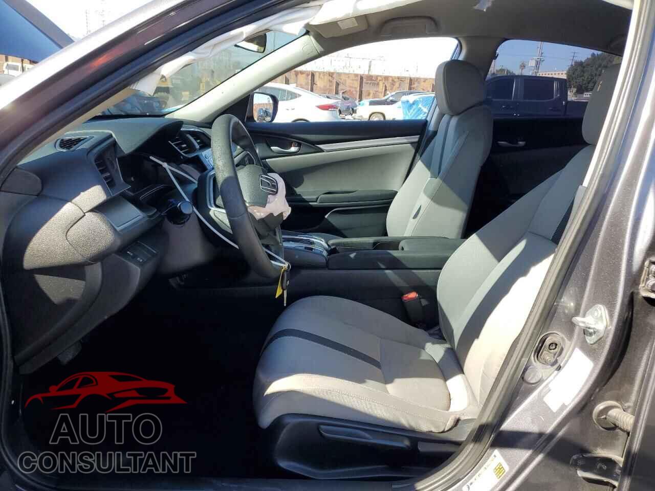 HONDA CIVIC 2018 - 2HGFC2F5XJH578251
