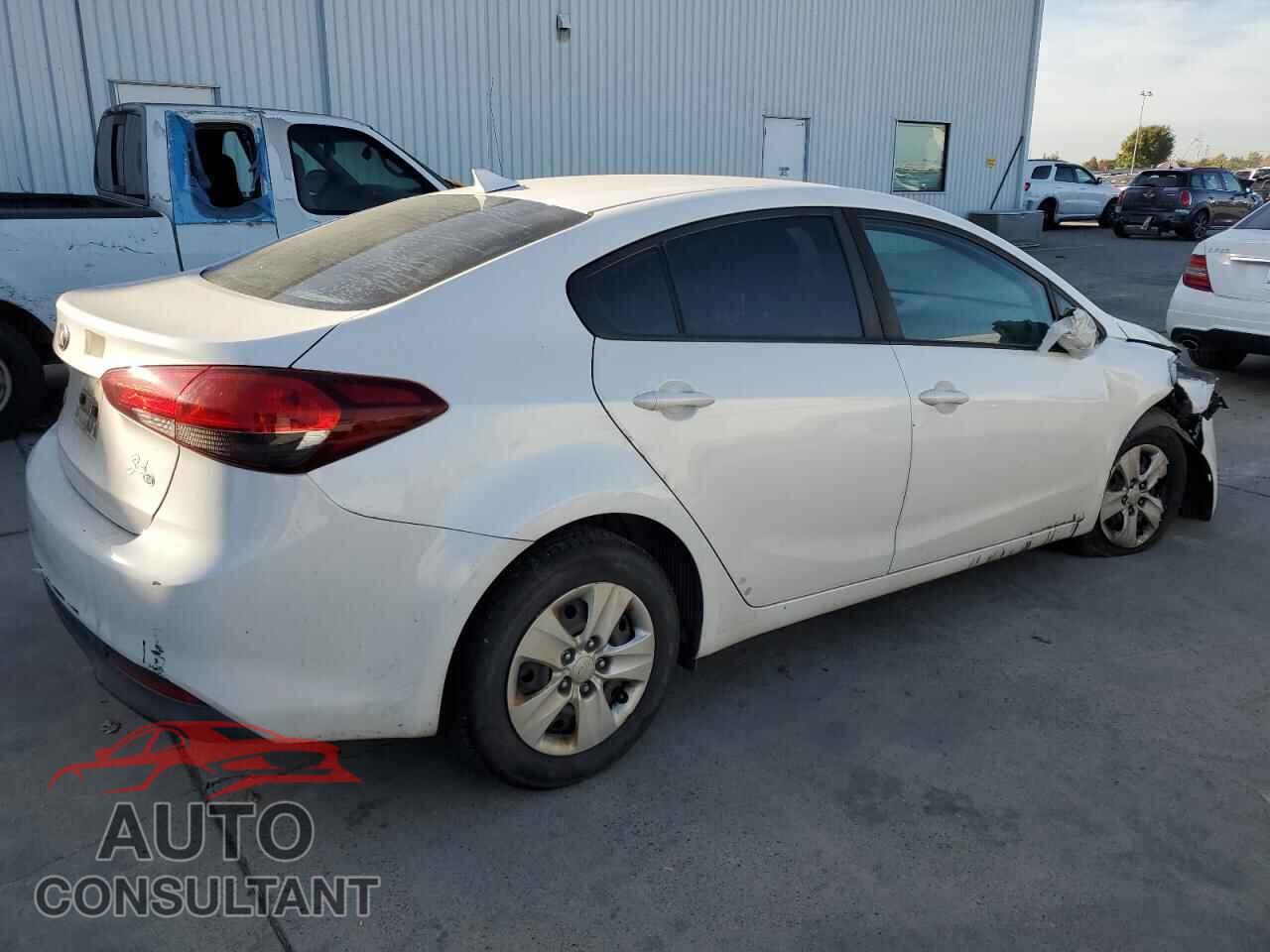 KIA FORTE 2017 - 3KPFL4A78HE123018