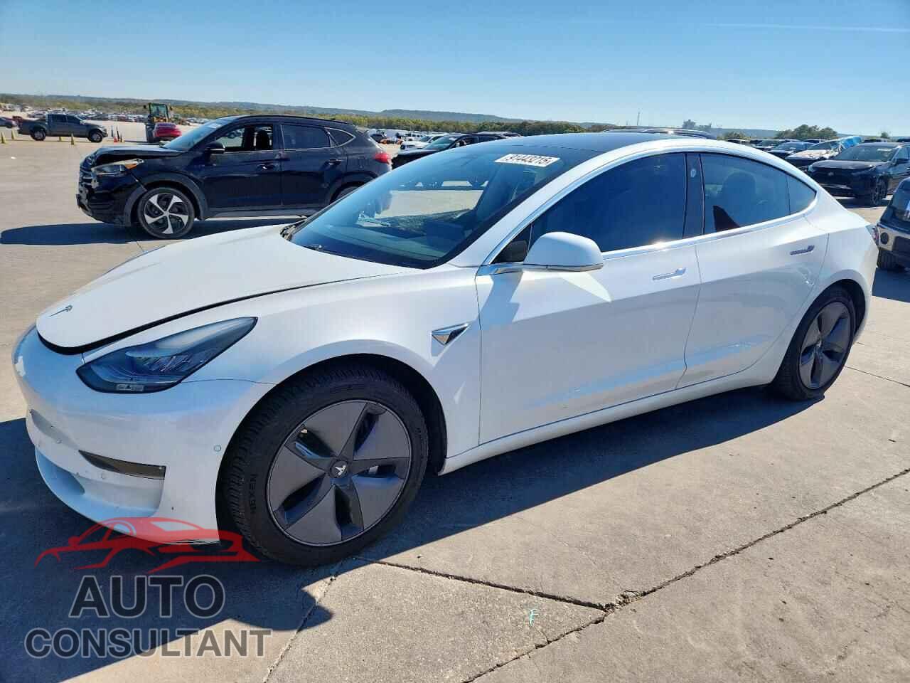 TESLA MODEL 3 2018 - 5YJ3E1EB3JF100207