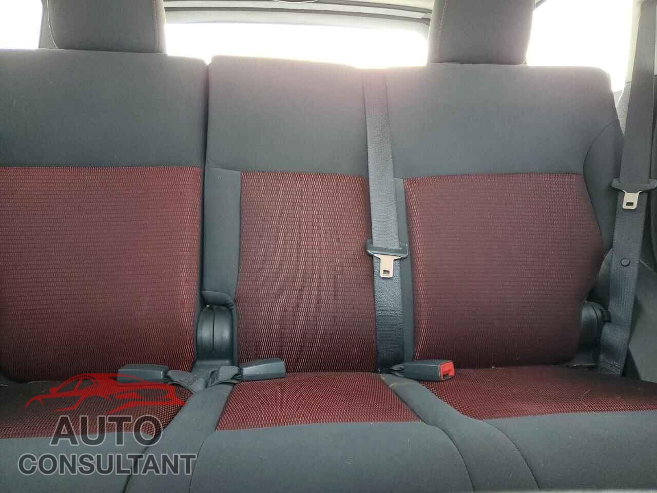 DODGE NITRO 2011 - 1D4PU6GX4BW512470