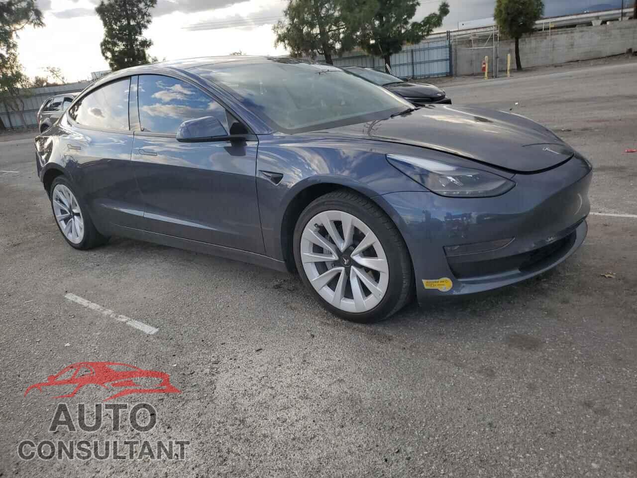 TESLA MODEL 3 2022 - 5YJ3E1EAXNF232152