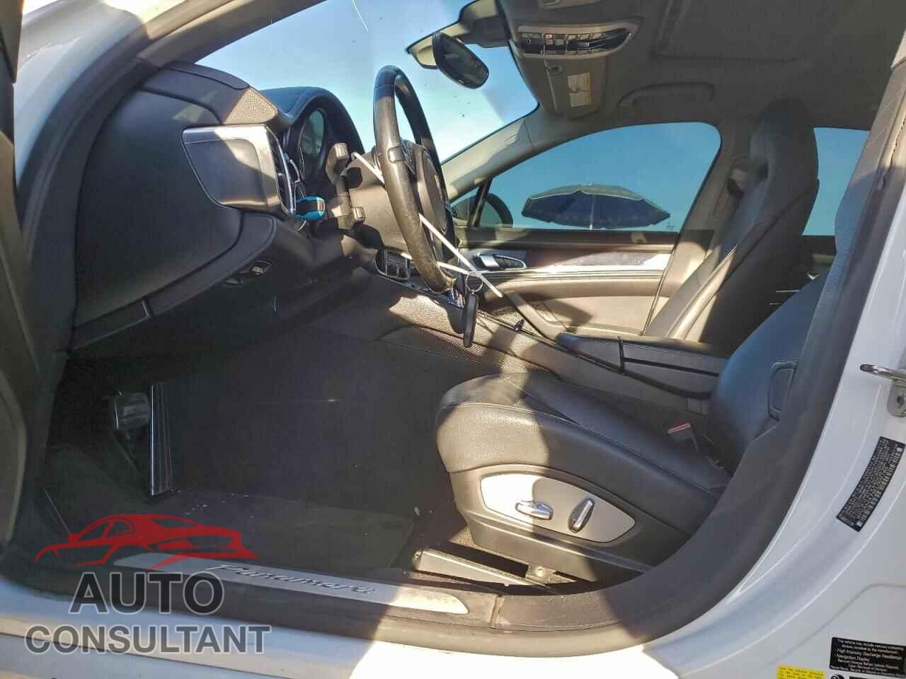 PORSCHE PANAMERA 2014 - WP0AA2A75EL009789