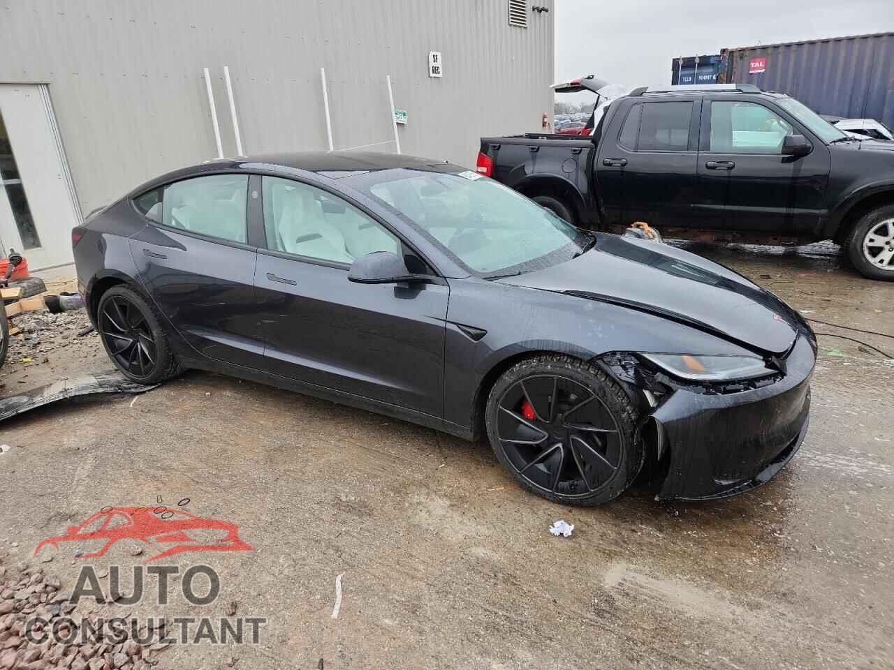 TESLA MODEL 3 2024 - 5YJ3E1ET4RF849943