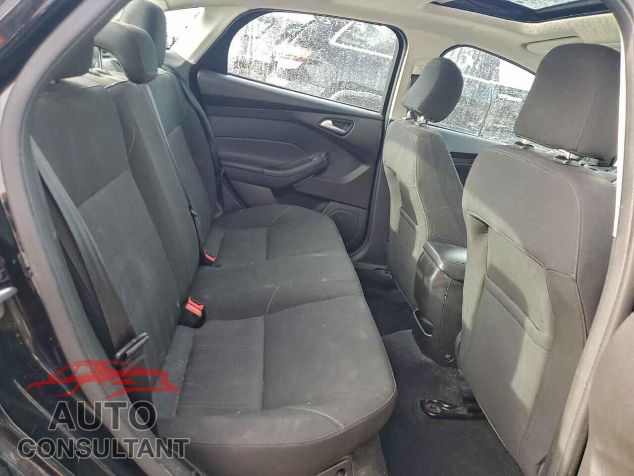 FORD FOCUS 2016 - 1FADP3FE9GL200052