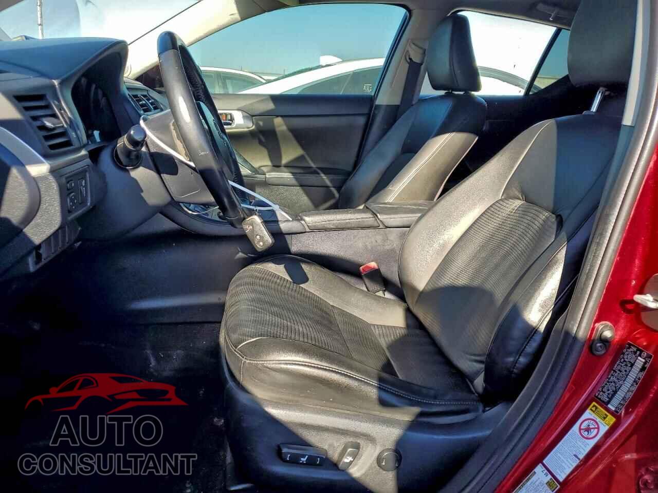 LEXUS CT 200 2013 - JTHKD5BH0D2142936