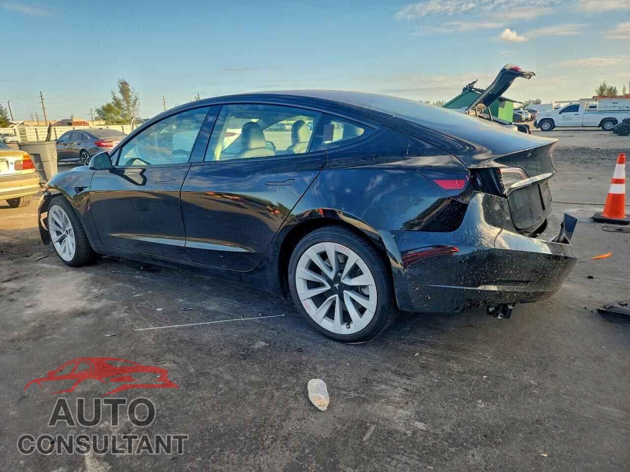 TESLA MODEL 3 2023 - 5YJ3E1EA9PF557586