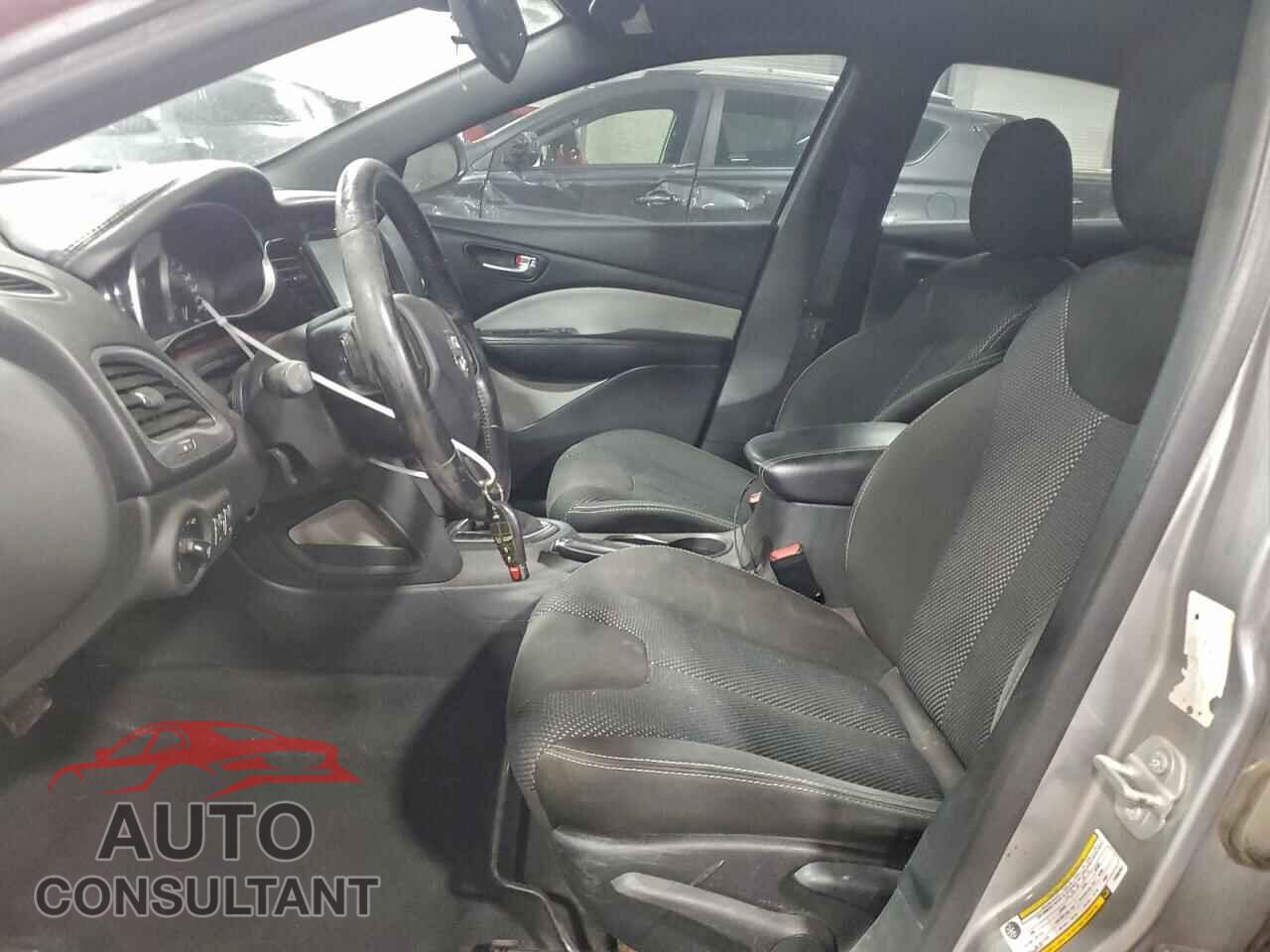 DODGE DART 2015 - 1C3CDFBB6FD302451