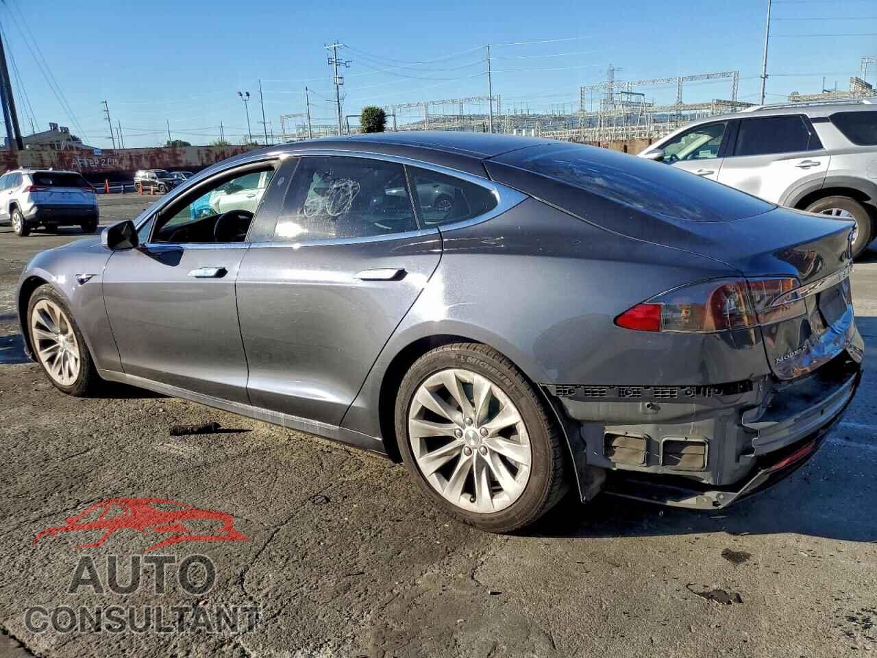 TESLA MODEL S 2018 - 5YJSA1E20JF246121