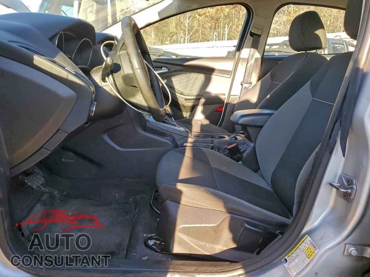 FORD FOCUS 2014 - 1FADP3F27EL124463