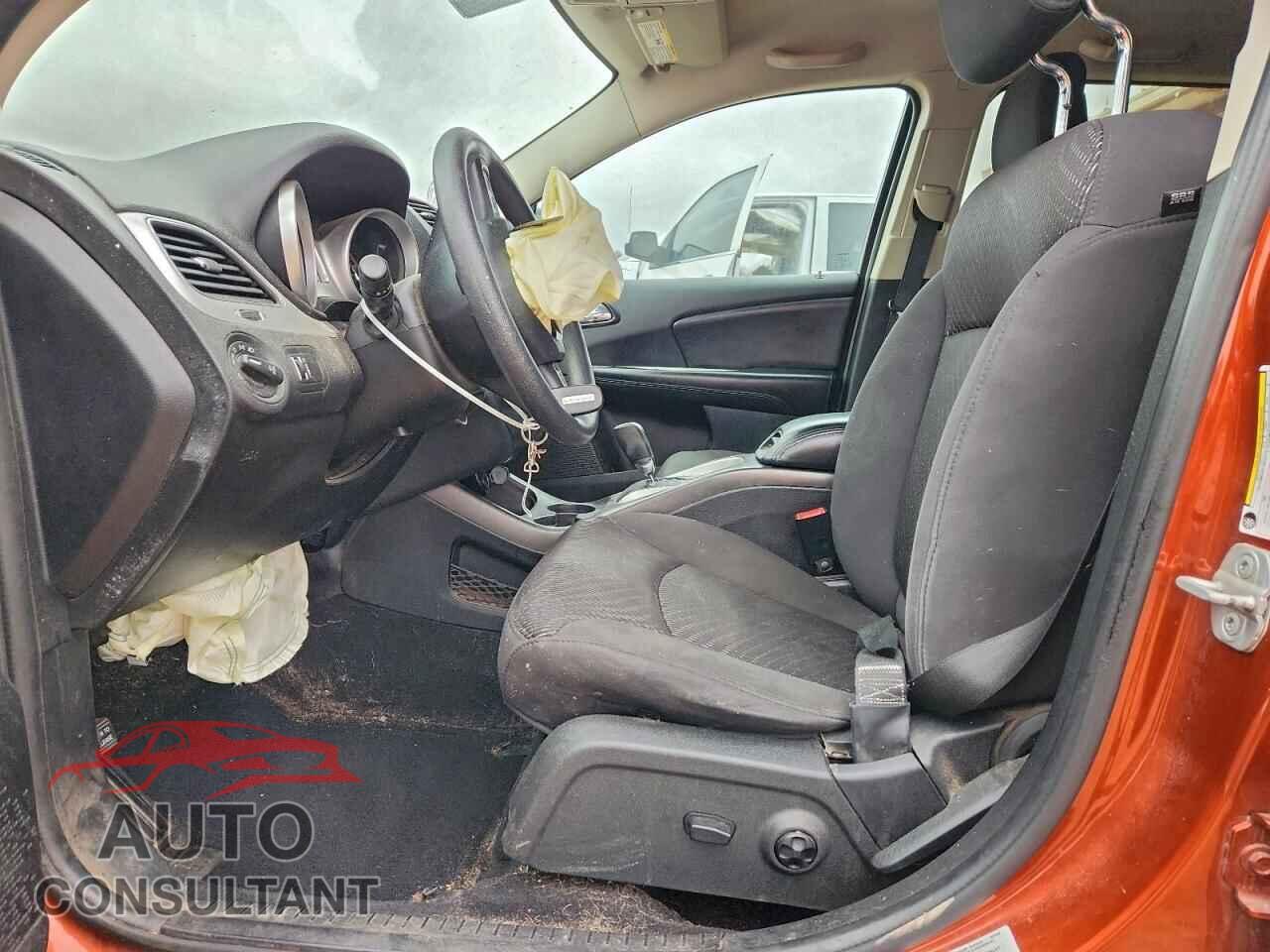 DODGE JOURNEY 2013 - 3C4PDCBG7DT564333
