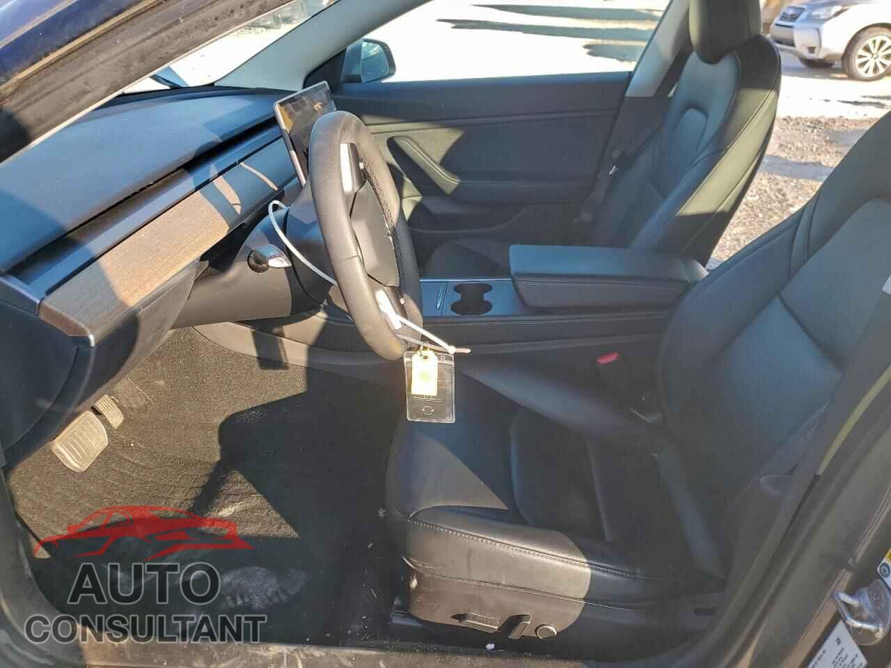 TESLA MODEL 3 2021 - 5YJ3E1EB2MF848161