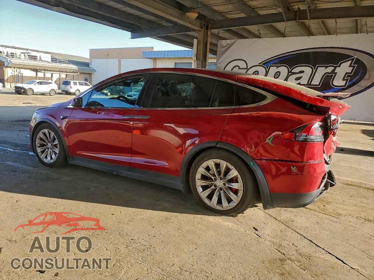 TESLA MODEL X 2019 - 5YJXCBE42KF200217