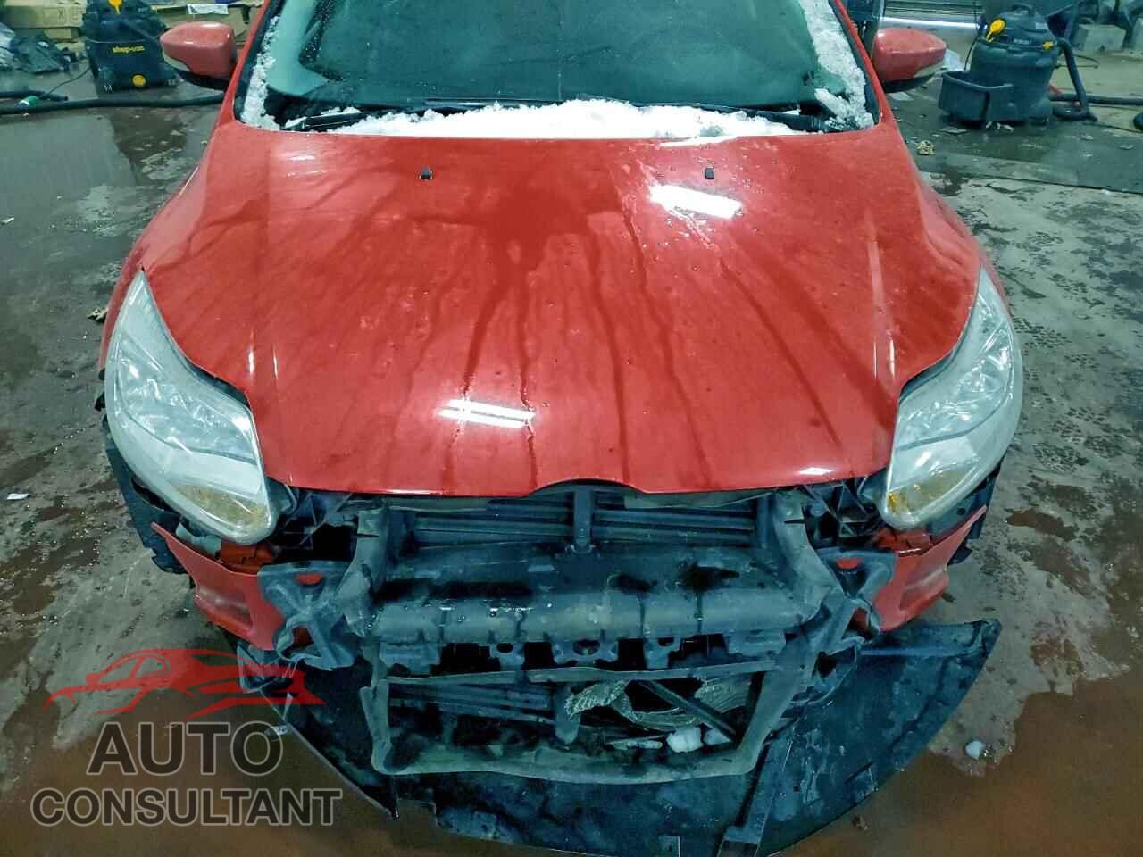 FORD FOCUS 2012 - 1FAHP3H24CL367367