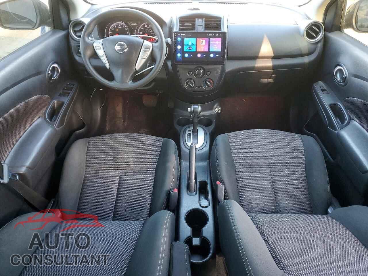 NISSAN VERSA 2017 - 3N1CN7AP3HL841704