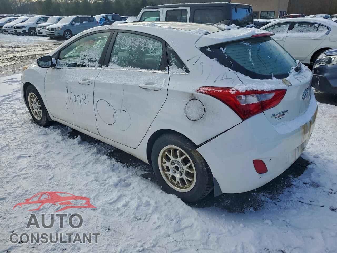 HYUNDAI ELANTRA 2013 - KMHD35LE2DU022301