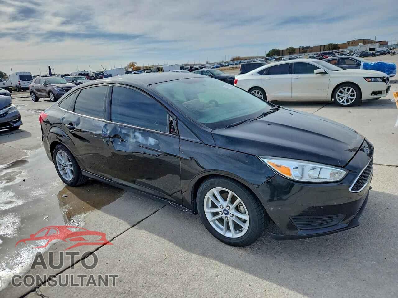 FORD FOCUS 2017 - 1FADP3F28HL229520
