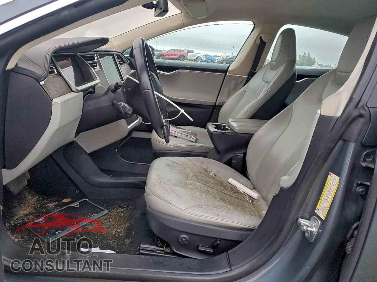 TESLA MODEL S 2013 - 5YJSA1CG5DFP03623