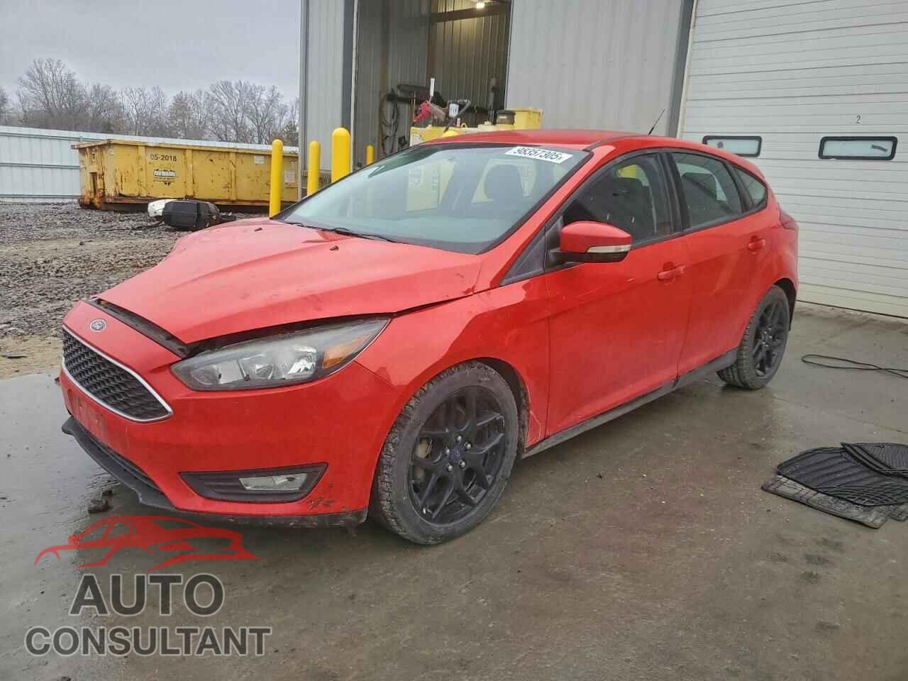 FORD FOCUS 2016 - 1FADP3K22GL239402