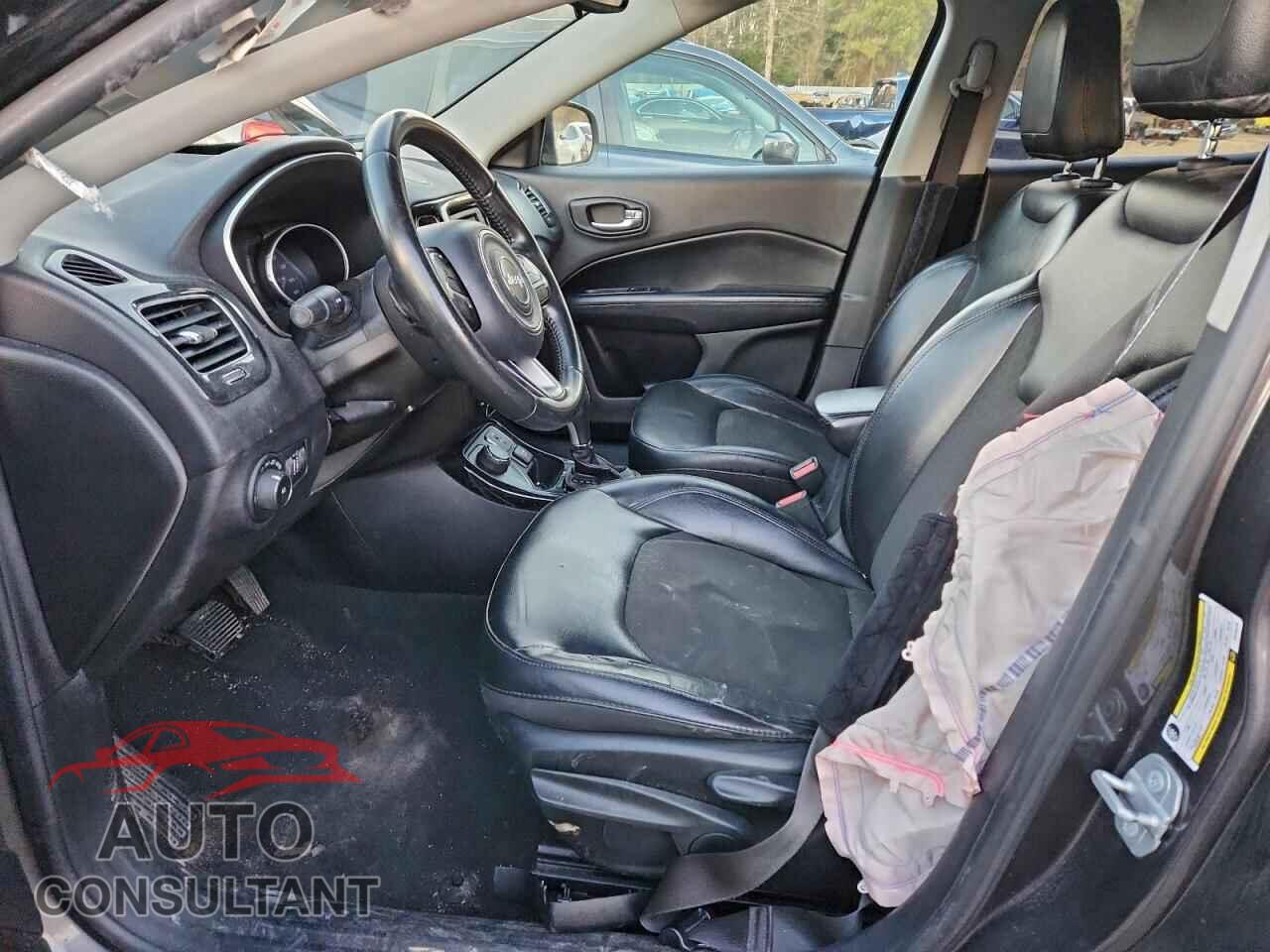 JEEP COMPASS 2018 - 3C4NJDBB5JT313476