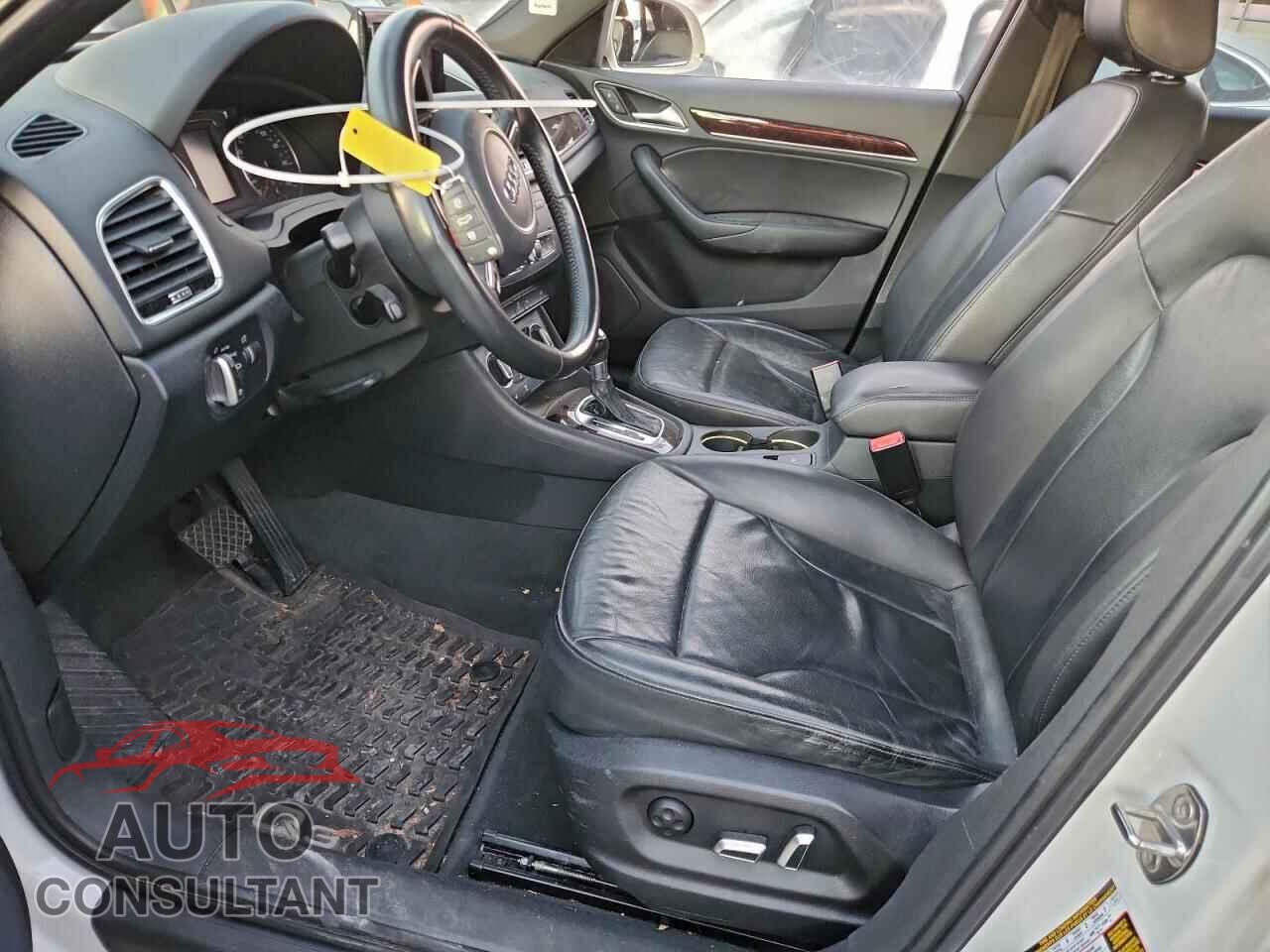 AUDI Q3 2016 - WA1BFCFS3GR011995