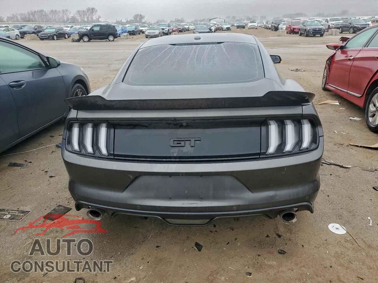 FORD MUSTANG 2017 - 1FA6P8CF1H5272145