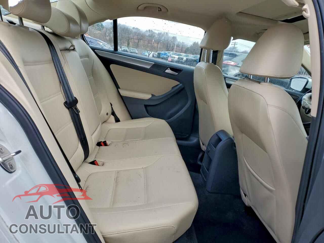 VOLKSWAGEN JETTA 2017 - 3VWDB7AJ2HM373901