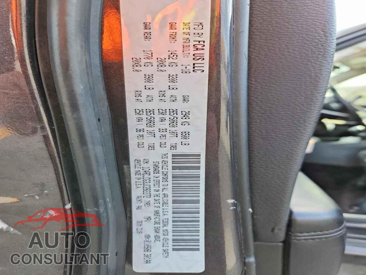 DODGE DURANGO 2018 - 1C4RDJDG3JC282272