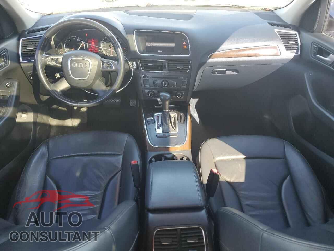 AUDI Q5 2011 - WA1CFAFP1BA038771
