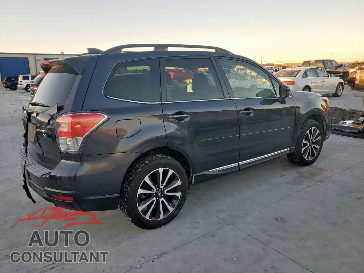 SUBARU FORESTER 2018 - JF2SJGWC2JH416278