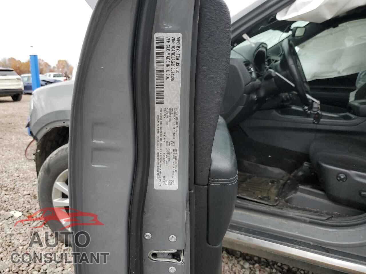 DODGE DURANGO 2023 - 1C4RDJAG8PC584525