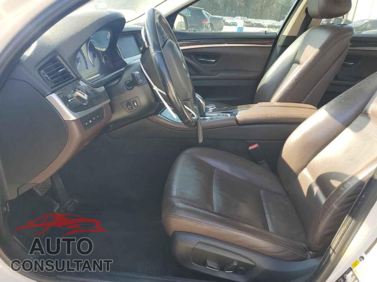 BMW 5 SERIES 2015 - WBA5B3C55FD544811
