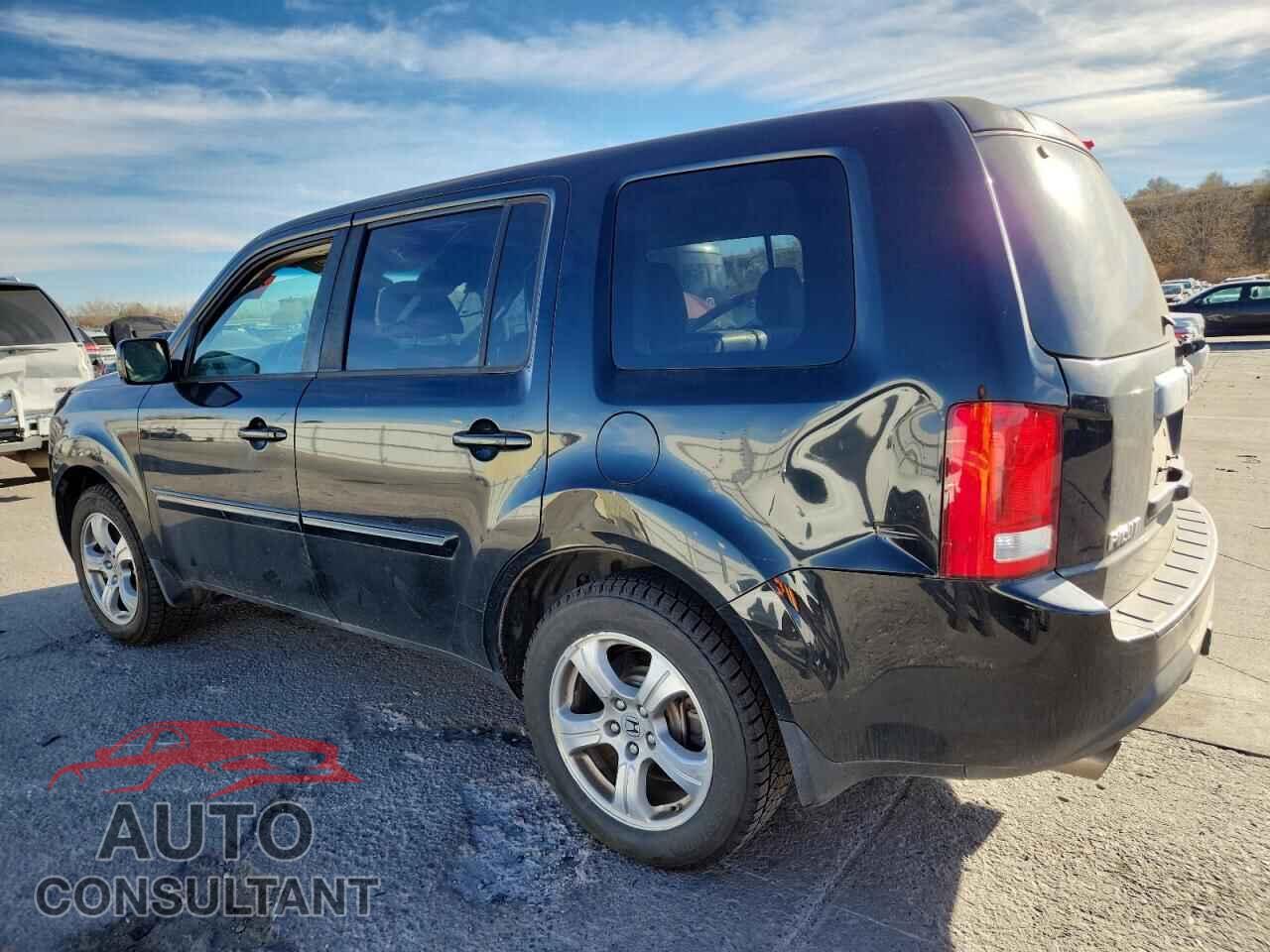 HONDA PILOT 2013 - 5FNYF4H50DB048792