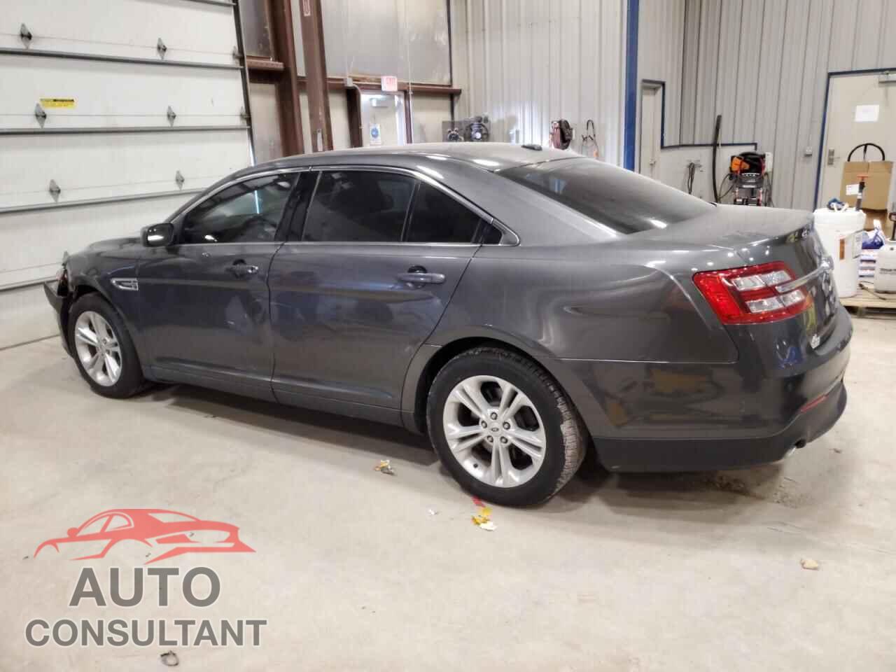 FORD TAURUS 2015 - 1FAHP2E84FG202404