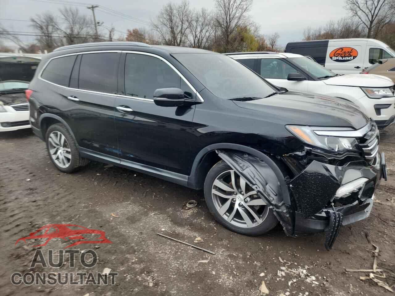 HONDA PILOT 2017 - 5FNYF6H00HB019170