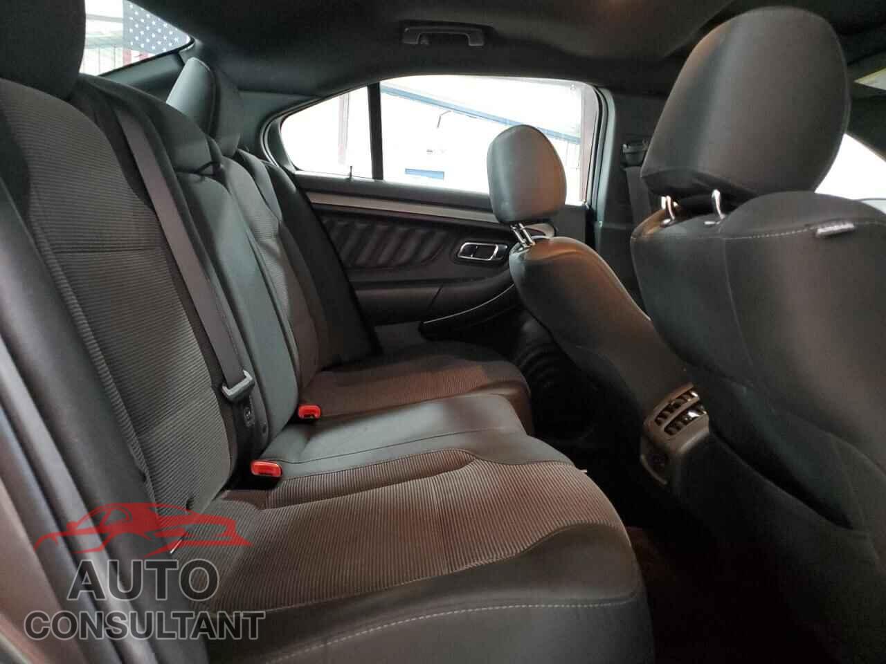 FORD TAURUS 2013 - 1FAHP2E80DG107352