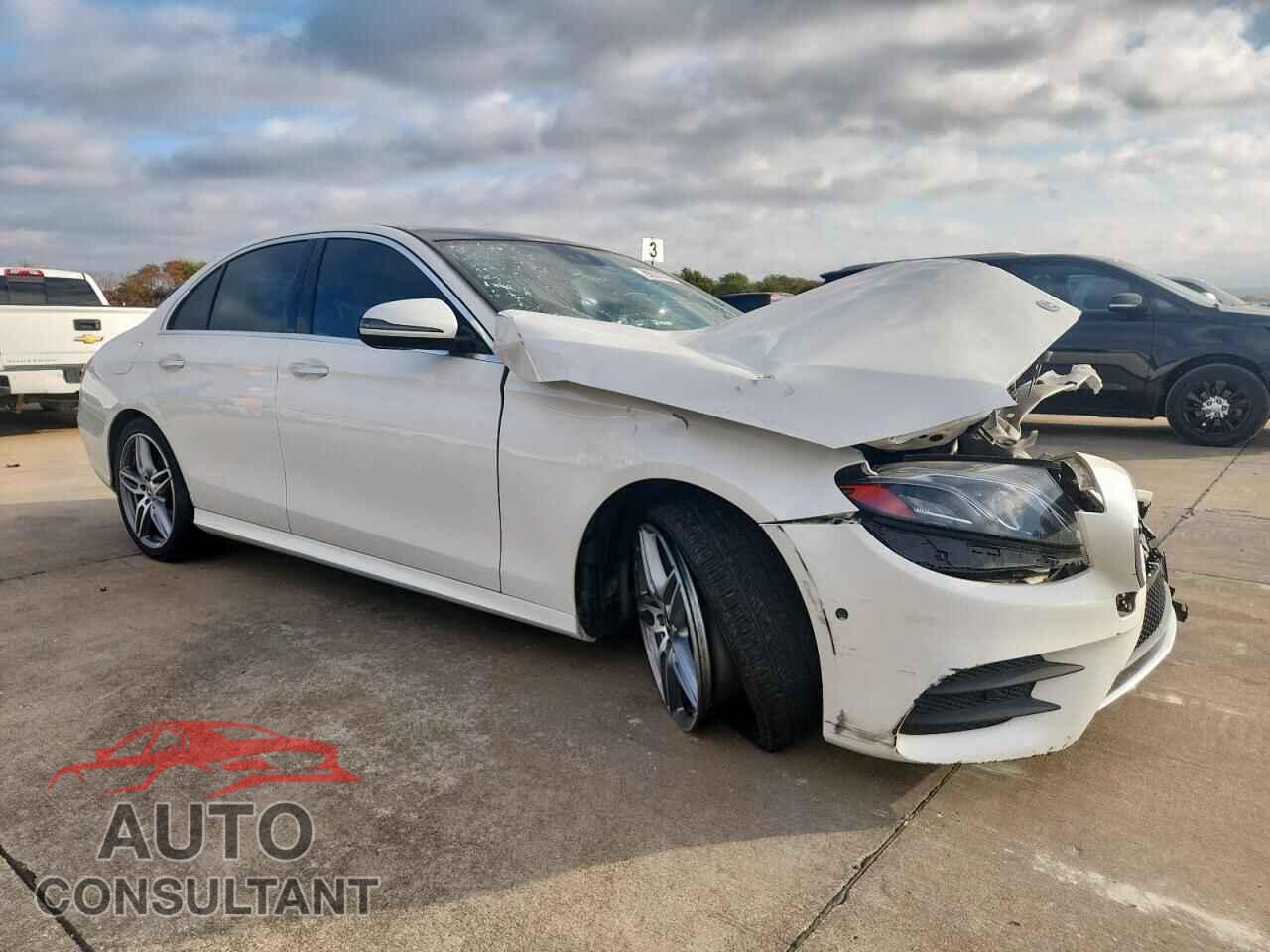 MERCEDES-BENZ E-CLASS 2018 - WDDZF4JB3JA310402