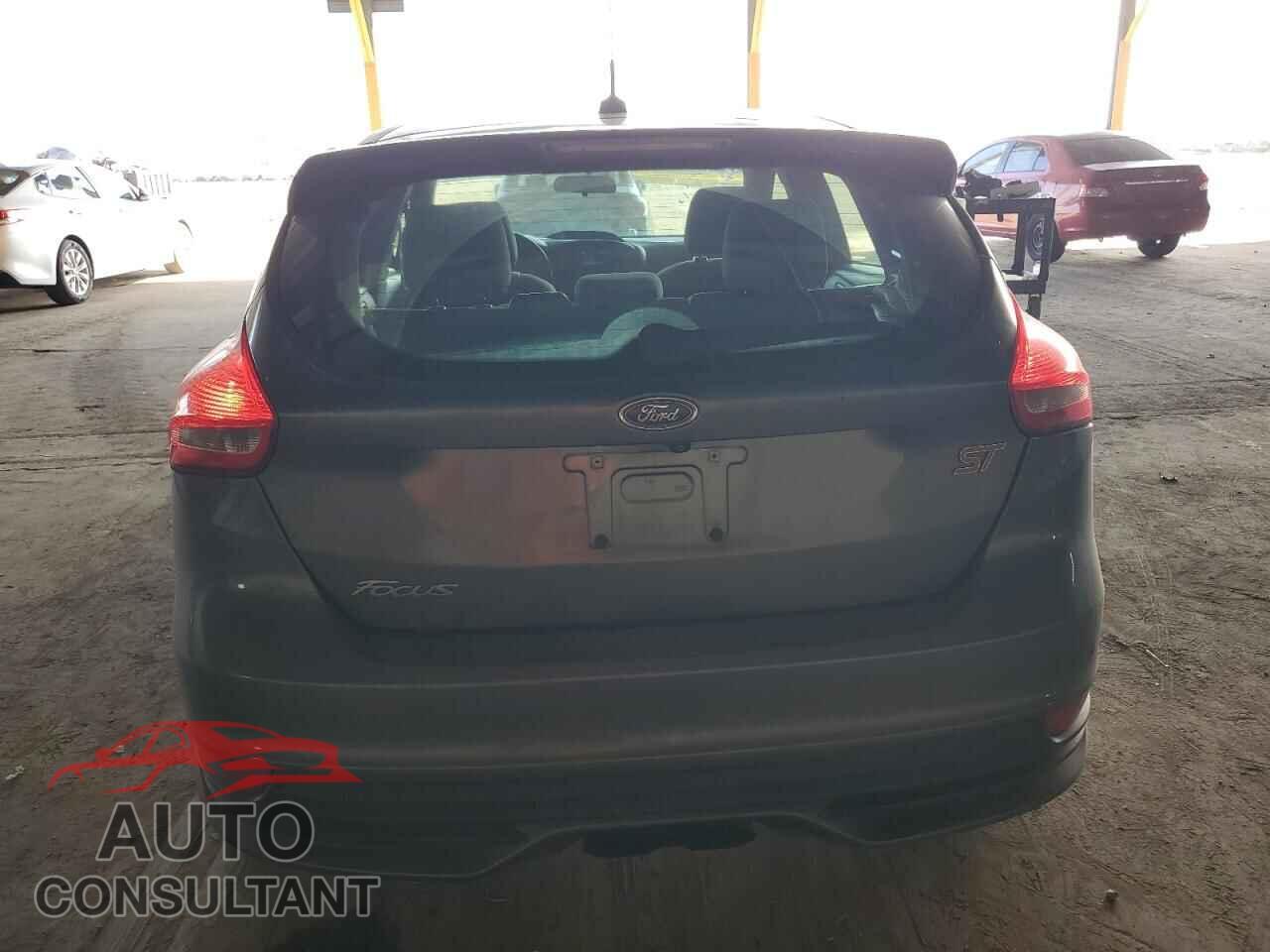 FORD FOCUS 2017 - 1FADP3L91HL257886