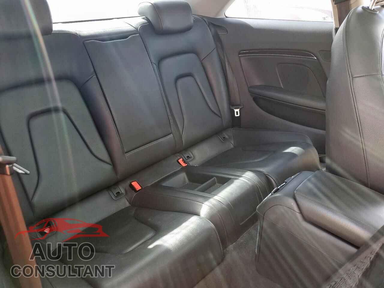 AUDI A5 2013 - WAULFAFR4DA046533